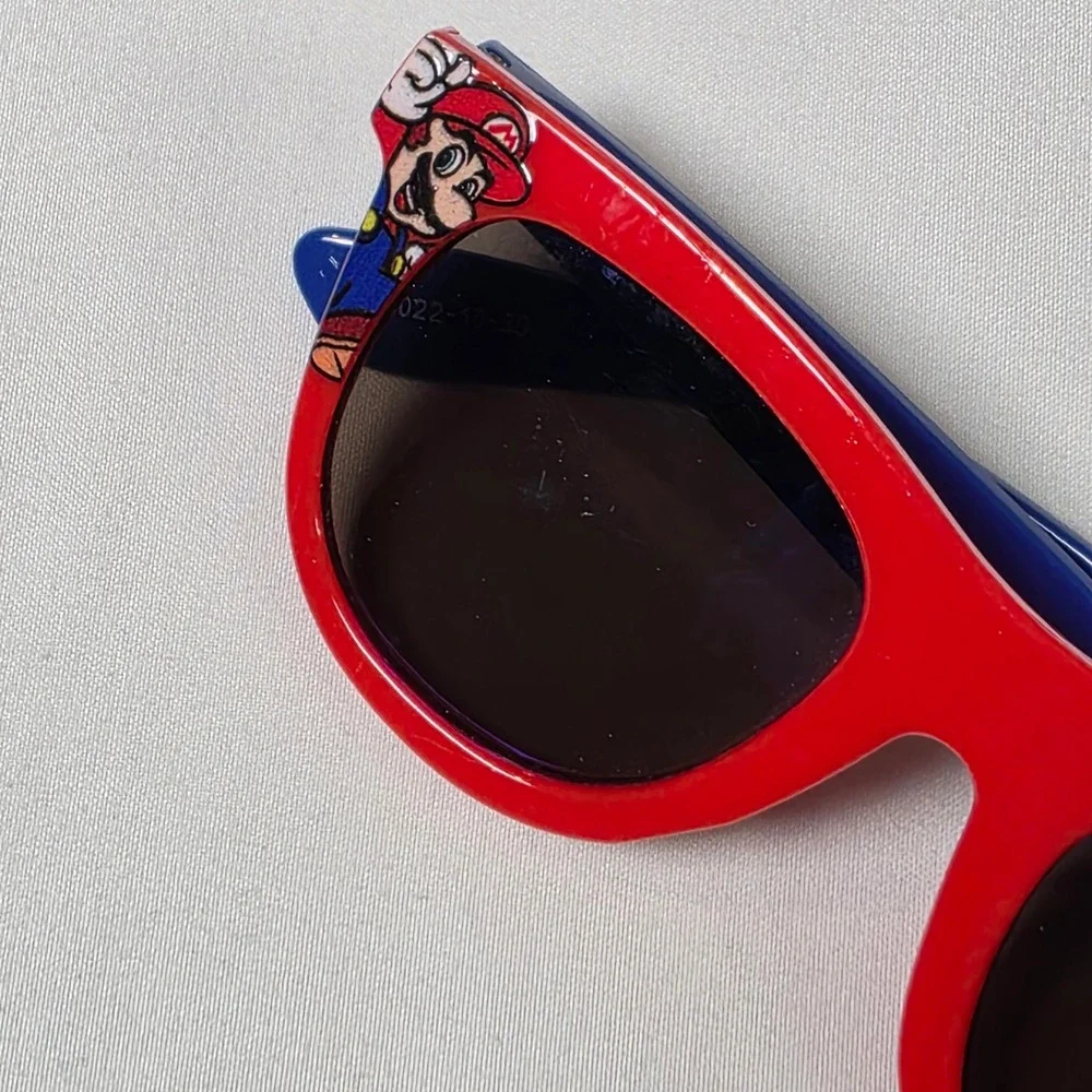 Arkaid Nintendo Super Mario Brothers Sunglasses Kids 2022 Video Game Shades‎